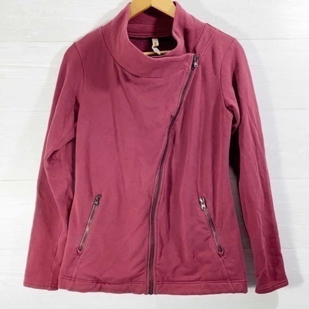 Lucky women’s jacket Size S Color Maroon